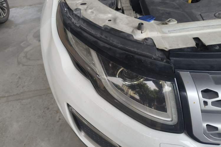 Used Land Rover Range Evoque 2017 2.0T SE Smart Glow Edition Right Front Headlight