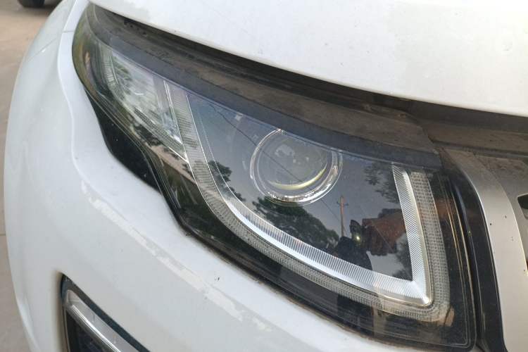 Used Land Rover Range Evoque 2017 2.0T British-Style Prestige Edition Right Front Headlight