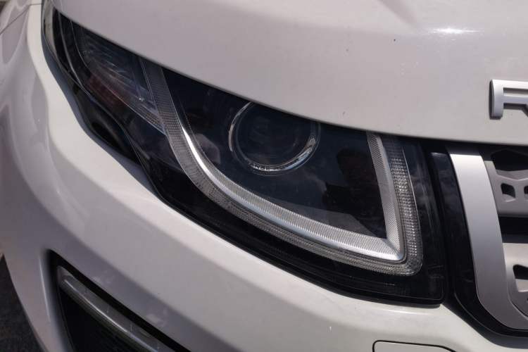 Used Land Rover Range Evoque 2017 2.0T British-Style Prestige Edition Right Front Headlight