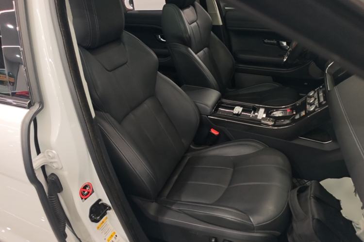Used Land Rover Range Evoque 2017 2.0T SE PLUS Smart Enjoyment Edition Right Front Seat