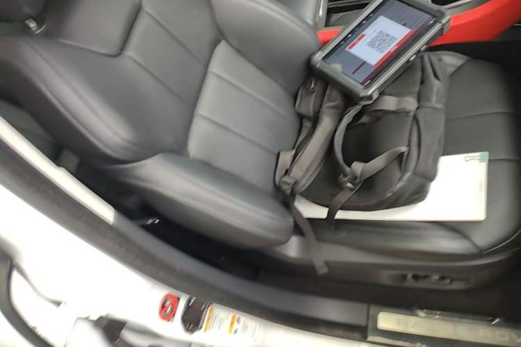 Used Land Rover Range Evoque 2017 2.0T British-Style Prestige Edition Right Front Seat
