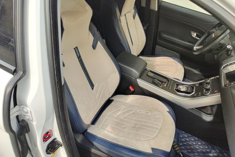 Used Land Rover Range Evoque 2017 2.0T SE Smart Glow Edition Right Front Seat