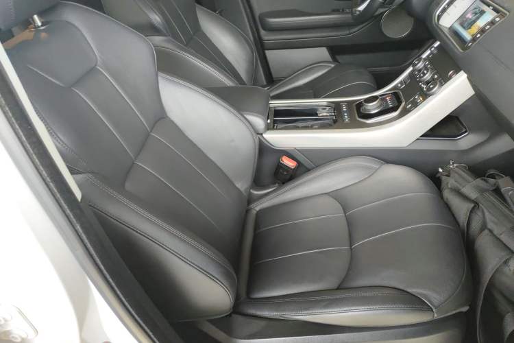 Used Land Rover Range Evoque 2017 2.0T PURE Style Edition Right Front Seat