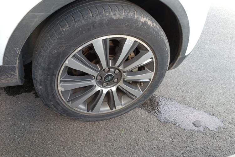 Used Land Rover Range Evoque 2017 2.0T British-Style Prestige Edition Right Front Wheel Hub