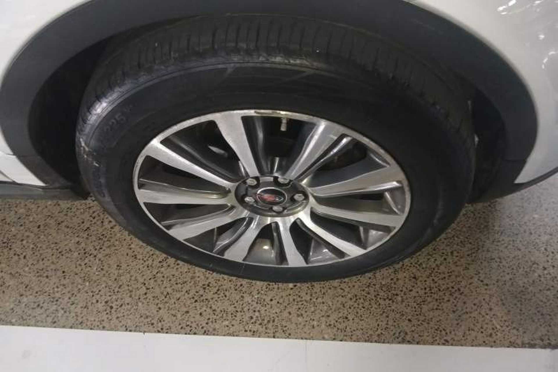 Used Land Rover Range Evoque 2017 2.0T British-Style Prestige Edition Right Front Wheel Hub