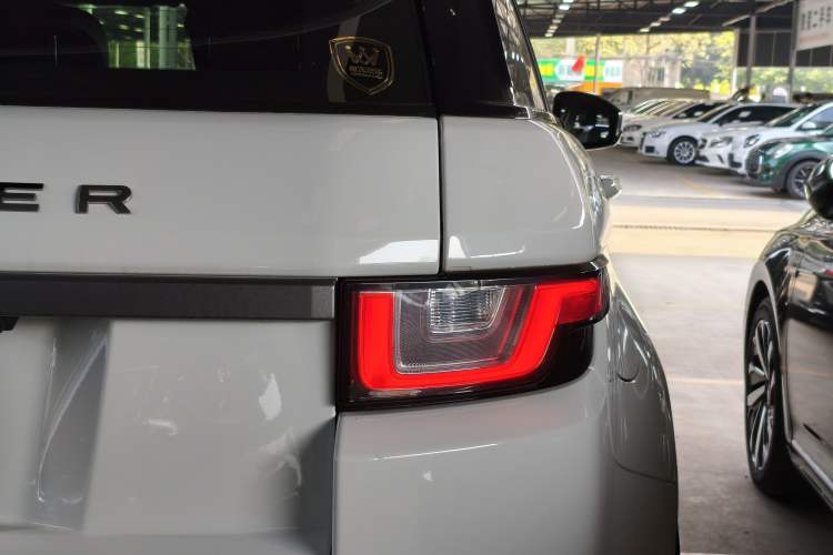 Used Land Rover Range Evoque 2017 2.0T SE Smart Glow Edition Right Rear Taillight