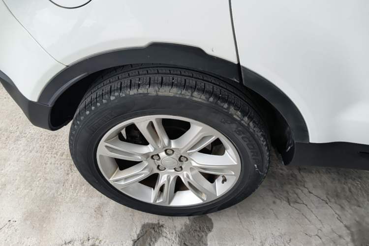 Used Land Rover Range Evoque 2017 2.0T SE PLUS Smart Enjoyment Edition Right Rear Wheel Hub