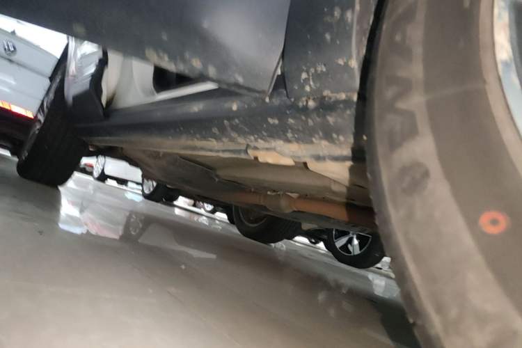 Used Land Rover Range Evoque 2017 2.0T British-Style Prestige Edition Right Side Sill
