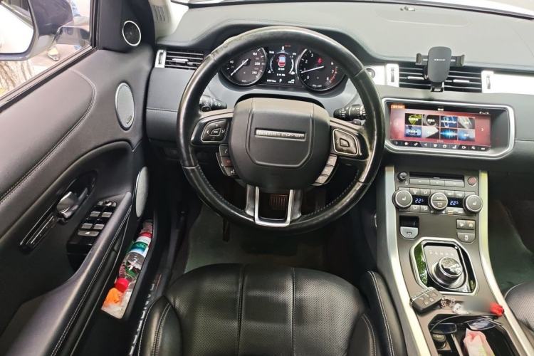 Used Land Rover Range Evoque 2017 2.0T SE PLUS Smart Enjoyment Edition Steering Wheel