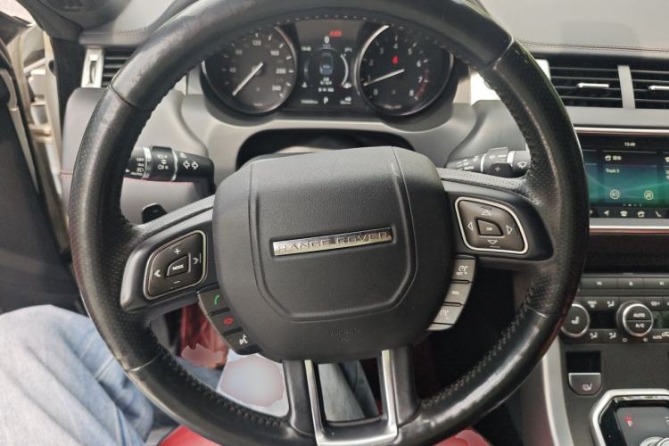 Used Land Rover Range Evoque 2017 2.0T Convertible Edition Steering Wheel