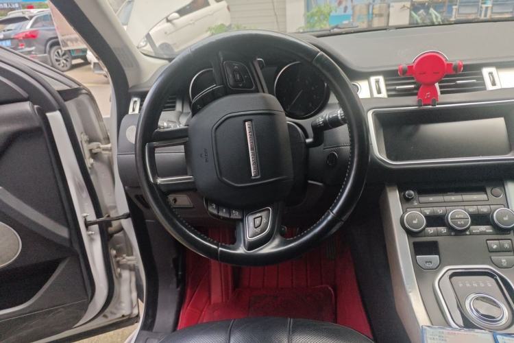 Used Land Rover Range Evoque 2017 2.0T SE PLUS Smart Enjoyment Edition Steering Wheel
