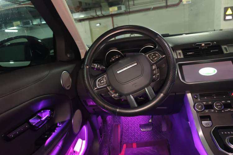 Used Land Rover Range Evoque 2017 2.0T SE PLUS Smart Enjoyment Edition Steering Wheel