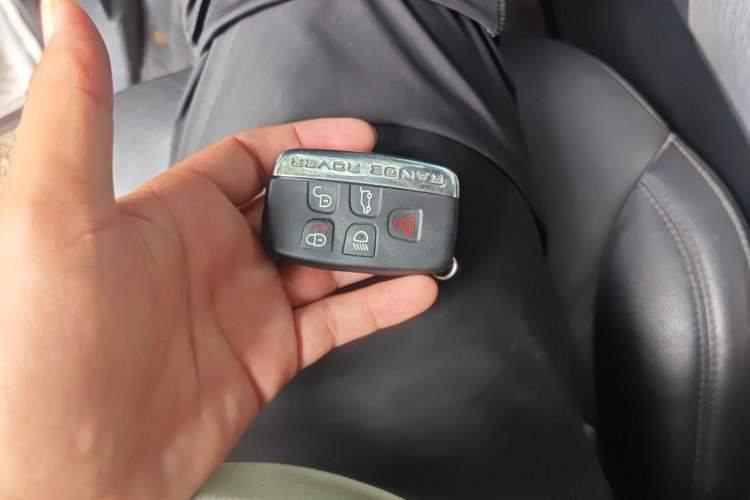 Used Land Rover Range Evoque 2017 2.0T SE Smart Glow Edition Vehicle Key