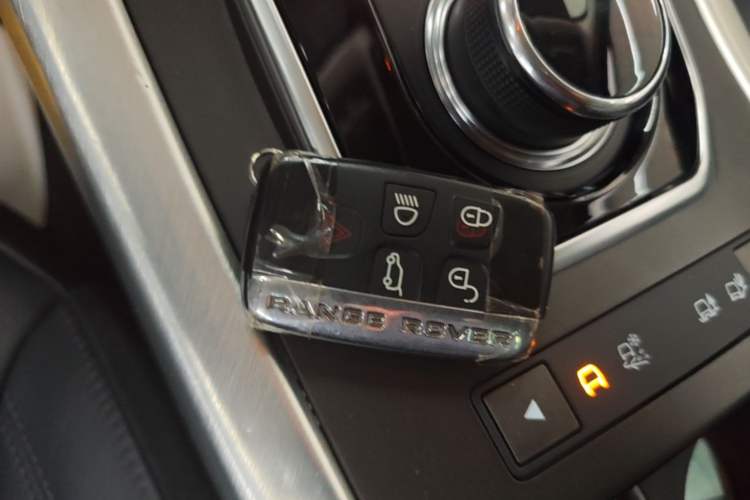 Used Land Rover Range Evoque 2017 2.0T SE Smart Glow Edition Vehicle Key