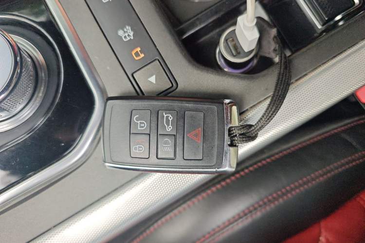 Used Land Rover Range Evoque 2017 2.0T Convertible Edition Vehicle Key