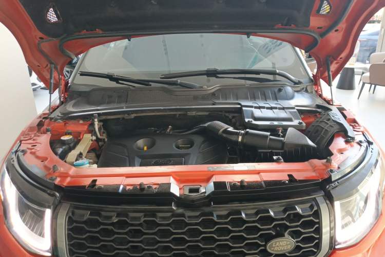 Used Land Rover Range Evoque 2017 2.0T Convertible Edition Engine Bay