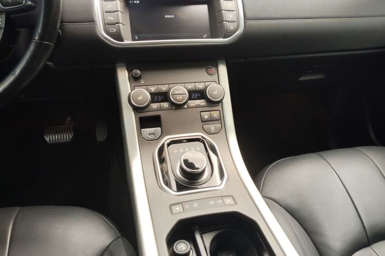 Used Land Rover Range Evoque 2017 2.0T SE Smart Glow Edition Gear Lever