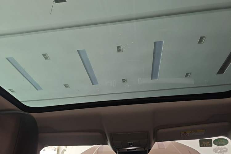 Used Land Rover Range Evoque 2017 2.0T SE Smart Glow Edition Headliner
