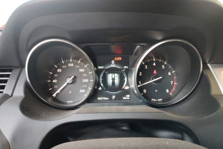 Used Land Rover Range Evoque 2017 2.0T Convertible Edition Instrument Cluster