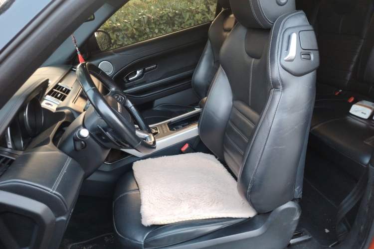 Used Land Rover Range Evoque 2017 2.0T Convertible Edition Left Front Seat