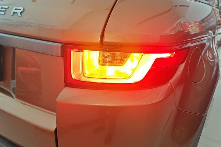 Used Land Rover Range Evoque 2017 2.0T SE Smart Glow Edition Right Rear Taillight