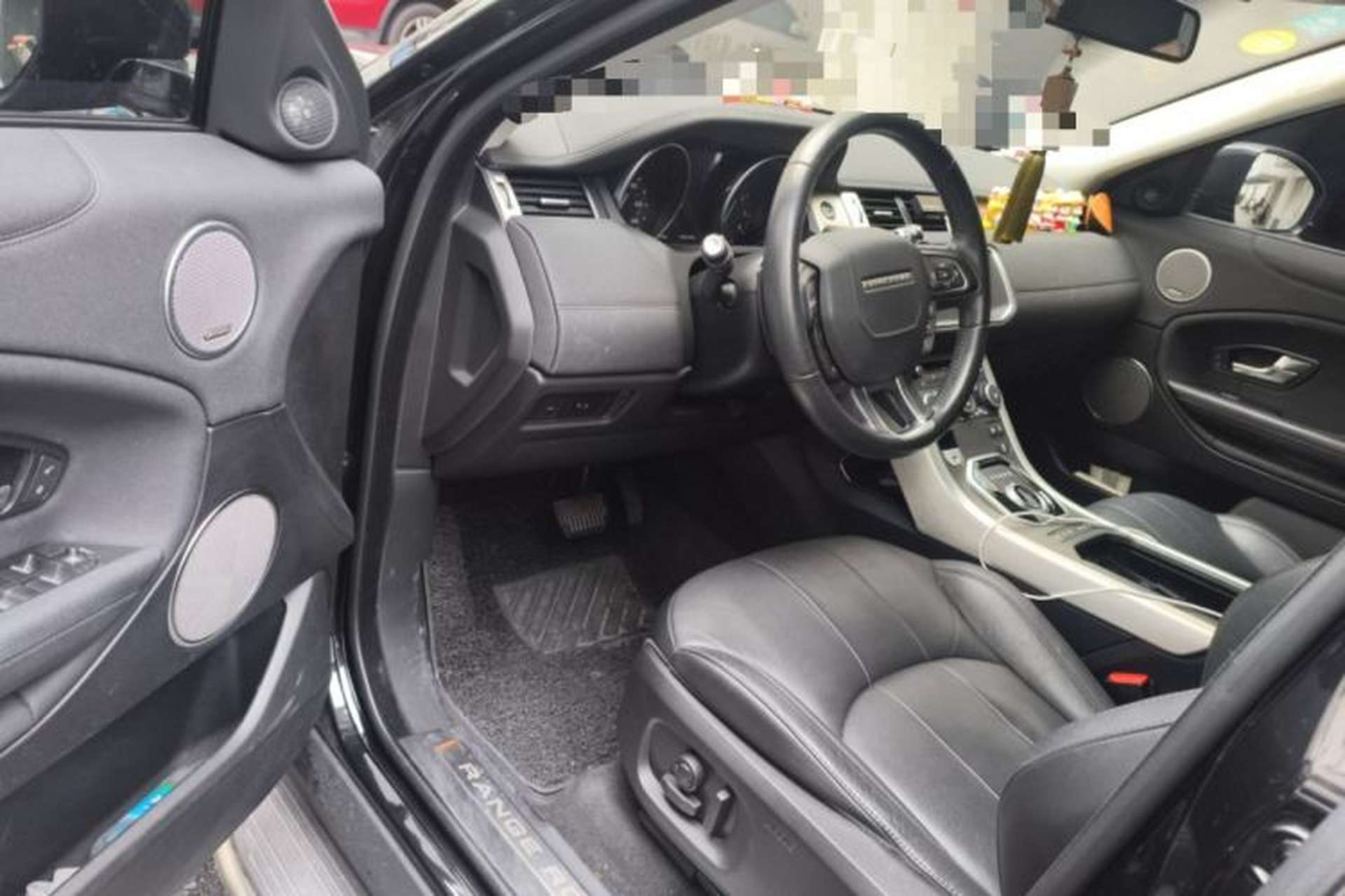 Used Land Rover Range Evoque 2018 240 PS SE Smart Brilliance Edition Driver Seat