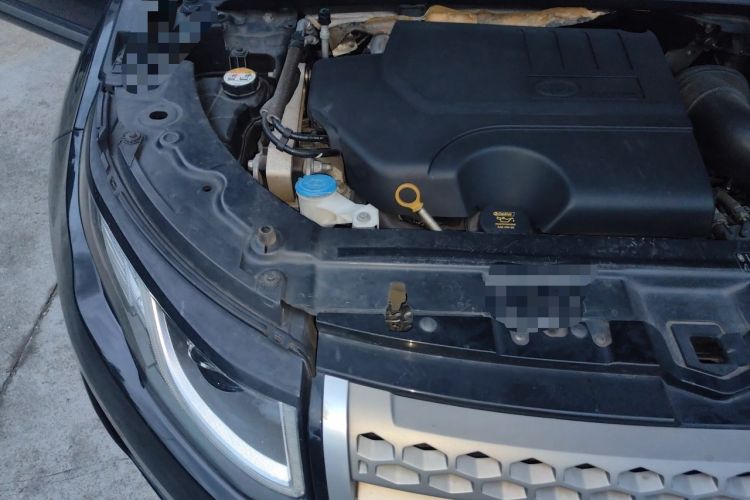 Used Land Rover Range Evoque 2018 240 PS SE Smart Brilliance Edition Engine Bay Right