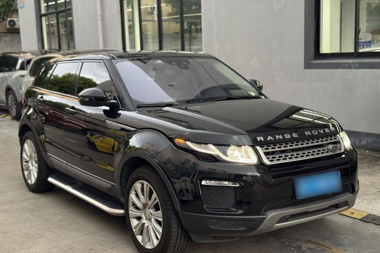 Used Land Rover Range Evoque 2018 240 PS SE Smart Brilliance Edition Exterior 2