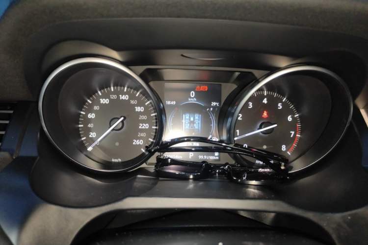 Used Land Rover Range Evoque 2018 240 PS SE Smart Brilliance Edition Instrument Cluster
