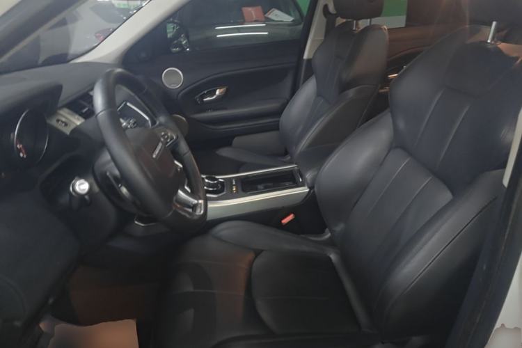 Used Land Rover Range Evoque 2018 240 PS SE Smart Brilliance Edition Left Front Seat