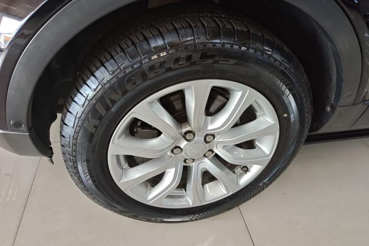 Used Land Rover Range Evoque 2018 240PS PURE Style Edition Left Front Wheel Hub