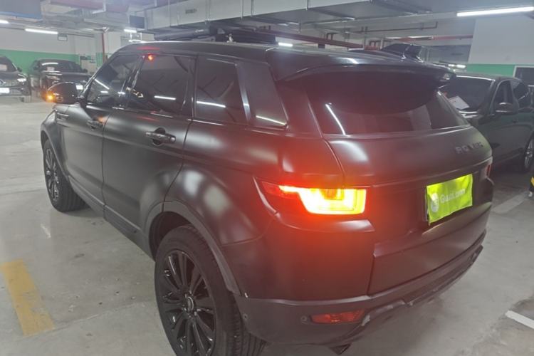 Used Land Rover Range Evoque 2018 240 PS SE Smart Brilliance Edition Rear Left 45 Deg