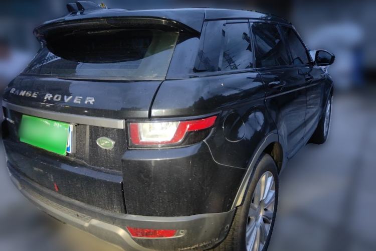 Used Land Rover Range Evoque 2018 240 PS SE Smart Brilliance Edition Rear Right 45 Deg