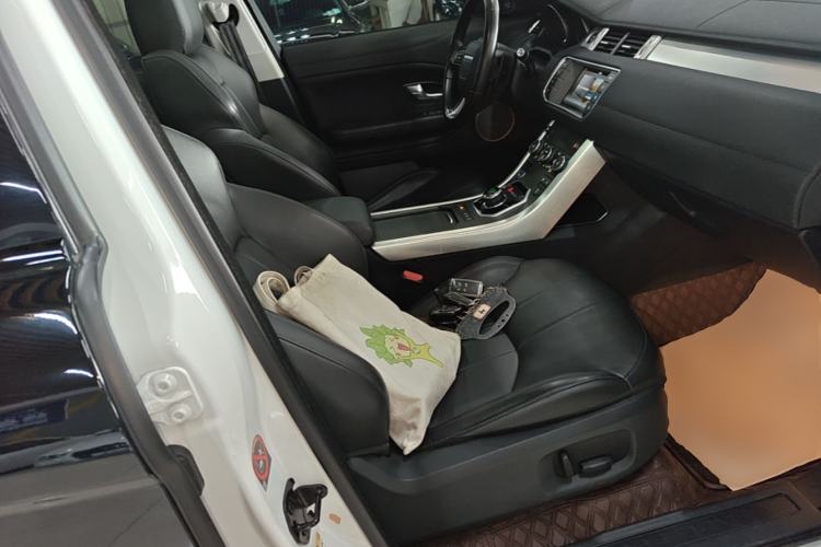 Used Land Rover Range Evoque 2018 240PS PURE Style Edition Right Front Seat