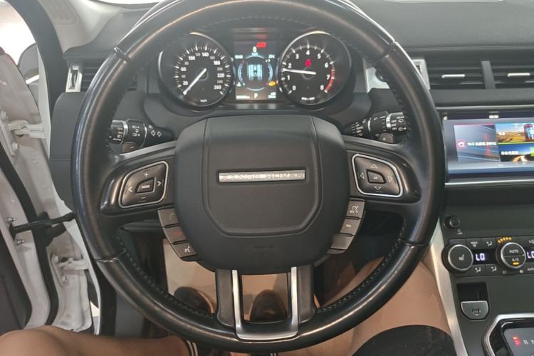 Used Land Rover Range Evoque 2018 240PS PURE Style Edition Steering Wheel