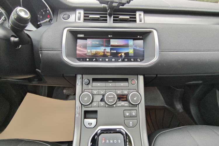 Used Land Rover Range Evoque 2018 240 PS Dream Lotus Lake Blue Limited Edition Audio And AC Panel