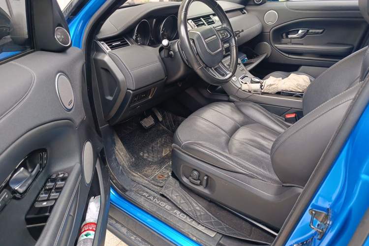 Used Land Rover Range Evoque 2018 240 PS Dream Lotus Lake Blue Limited Edition Driver Seat