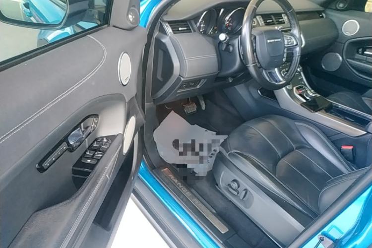 Used Land Rover Range Evoque 2018 240 PS Dream Lotus Lake Blue Limited Edition Driver Seat