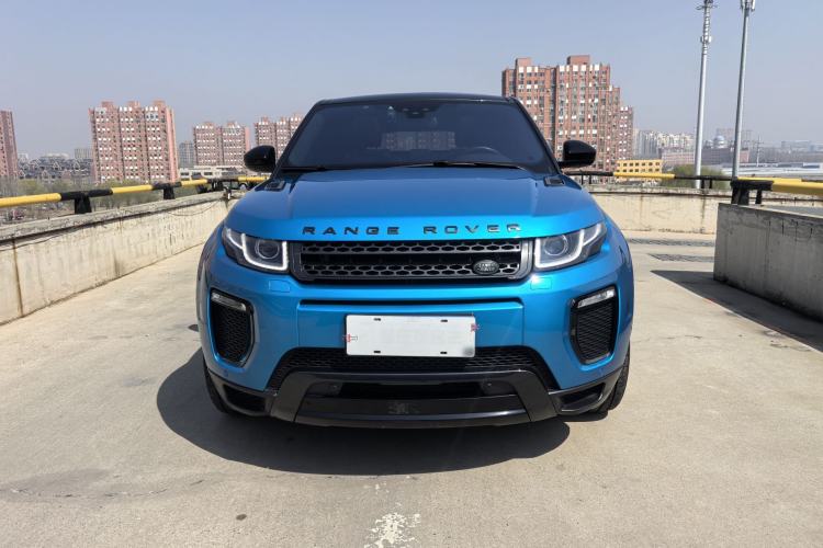Used Land Rover Range Evoque 2018 240 PS Dream Lotus Lake Blue Limited Edition Exterior 3