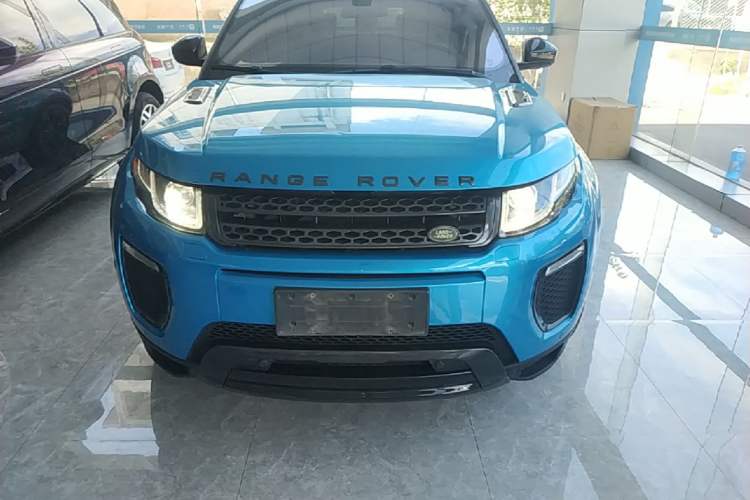 Used Land Rover Range Evoque 2018 240 PS Dream Lotus Lake Blue Limited Edition Front