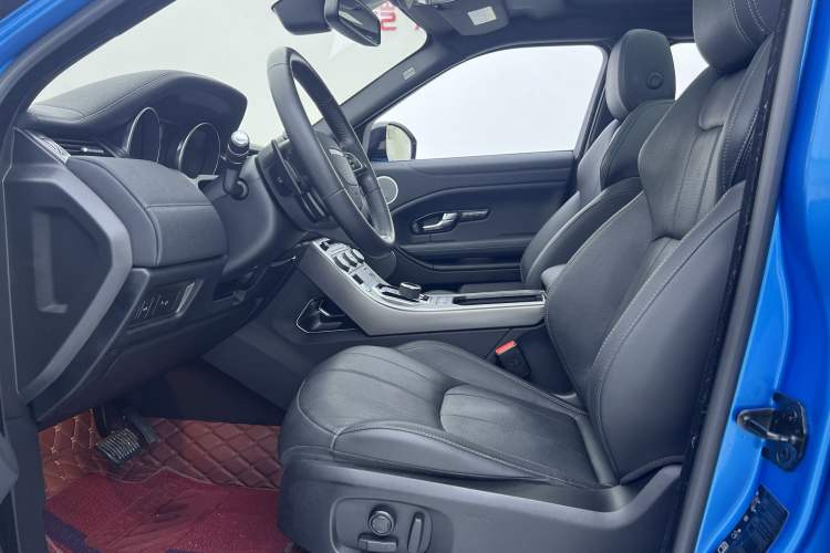 Used Land Rover Range Evoque 2018 240 PS Dream Lotus Lake Blue Limited Edition Interior 2