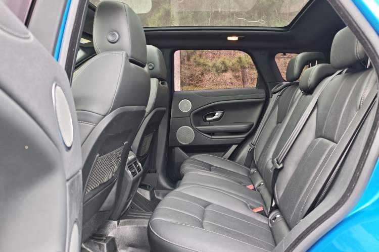 Used Land Rover Range Evoque 2018 240 PS Dream Lotus Lake Blue Limited Edition Interior 2