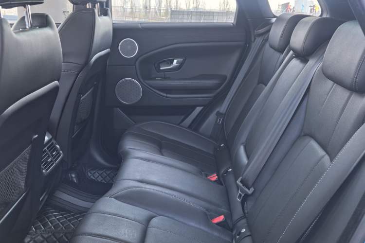 Used Land Rover Range Evoque 2018 240 PS Dream Lotus Lake Blue Limited Edition Interior 3