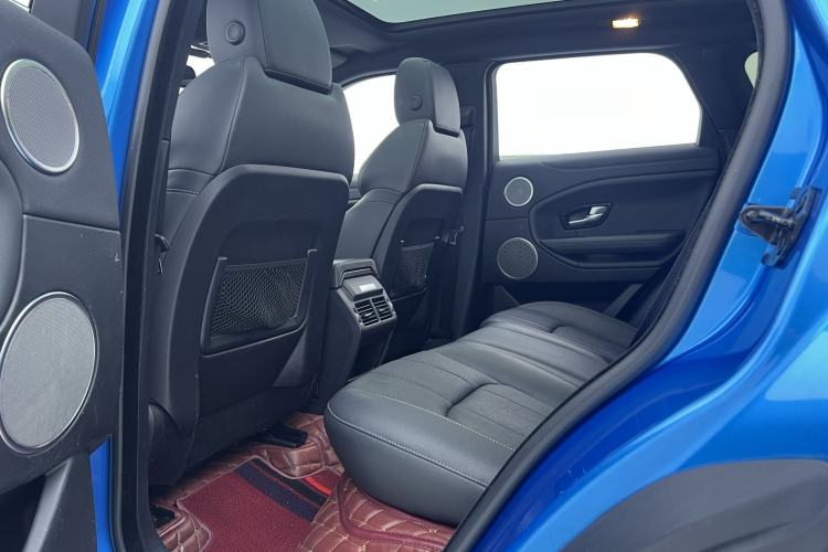 Used Land Rover Range Evoque 2018 240 PS Dream Lotus Lake Blue Limited Edition Interior 3
