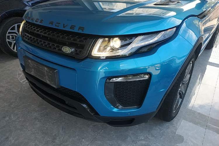 Used Land Rover Range Evoque 2018 240 PS Dream Lotus Lake Blue Limited Edition Left Front Headlight