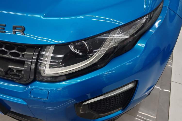 Used Land Rover Range Evoque 2018 240 PS Dream Lotus Lake Blue Limited Edition Left Front Headlight