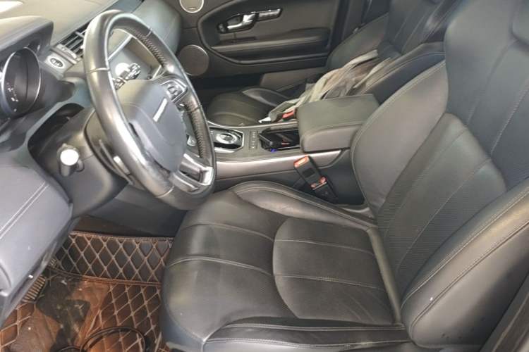 Used Land Rover Range Evoque 2018 240 PS Dream Lotus Lake Blue Limited Edition Left Front Seat
