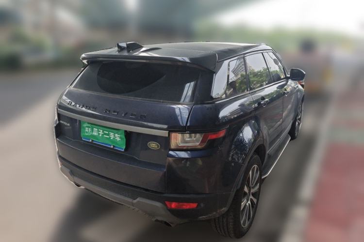 Used Land Rover Range Evoque 2018 240 PS SE Smart Brilliance Edition Rear Right 45 Deg
