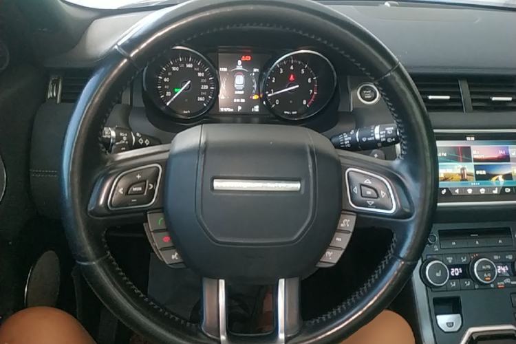 Used Land Rover Range Evoque 2018 240 PS Dream Lotus Lake Blue Limited Edition Steering Wheel