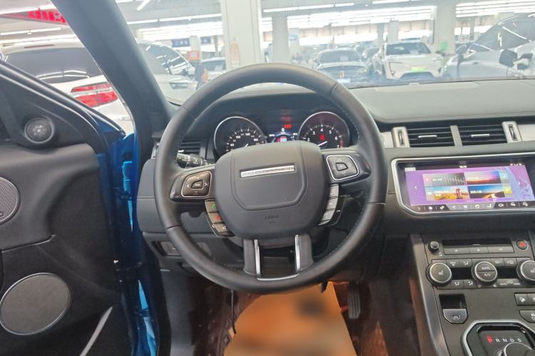 Used Land Rover Range Evoque 2018 240 PS Dream Lotus Lake Blue Limited Edition Steering Wheel